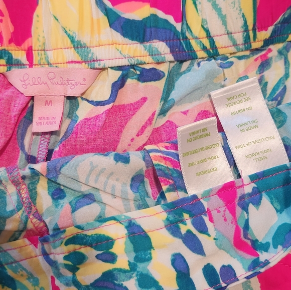 Lilly Pulitzer Rayon short - Picture 3 of 4